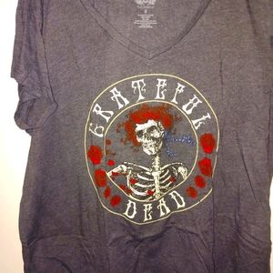 Torrid Grateful Dead V neck tee